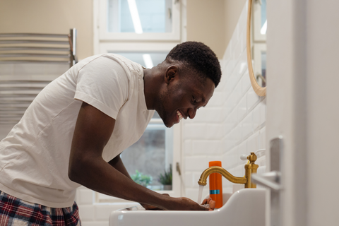 Men’s Skincare Simplified: 3 Easy Steps to Winter-Proof Your Routine