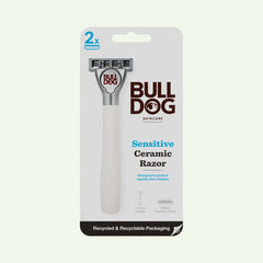 The Sensitive Ceramic Razor comes in recycled, recyclable packaging with a white Kaolin Clay-infused handle and double blade, designed to help protect sensitive skin from irritation.
